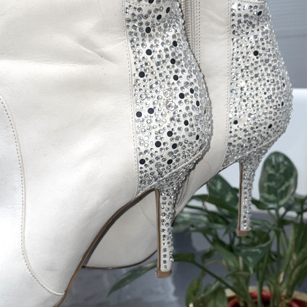 FEEL LIKE BEYONCE! Enzo Angiolini boots - Texas